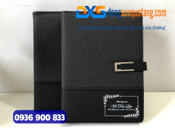 GTX 003 - Set Quà Tặng Sổ Da Gập 2 Khóa Cài Nam Châm , Bút Kim Loại Tổ Ong Màu Đen GTX 003 - Set Quà Tặng Sổ Da Gập 2 Khóa Cài Nam Châm , Bút Kim Loại Tổ Ong Màu Đen