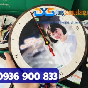 QTG 002 - Đồng Hồ Gỗ Để Bàn In Khắc Logo Làm Quà Tặng Khách Hàng