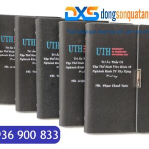SDX 003 - Sổ Da In Logo UTH A5 Màu Xám Khóa Cài Inox Nam Châm Gập 3