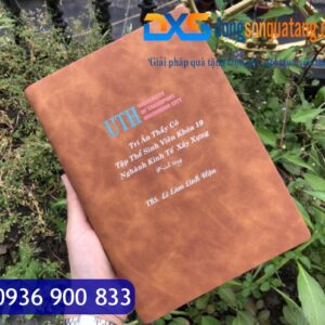 SDX 009 - Sổ Ghi Chép Văn Phòng Da Bò In Khắc Logo A5 Có Khe Đựng Thẻ Card