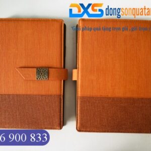 SDX 015 - Sổ Tay Da Bìa Còng Pu In Logo Doanh Nghiệp Màu Cam A5 Khóa Cài Nam Châm Gập 2
