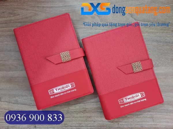 SDX 018 - Sổ Da Bìa Còng Pu Ép Kim Bạc Logo THIBIDI Màu Đỏ A5 KHóa Cài Nam Châm Cao Cấp SDX 018 - Sổ Da Bìa Còng Pu Ép Kim Bạc Logo THIBIDI Màu Đỏ A5 KHóa Cài Nam Châm Cao Cấp