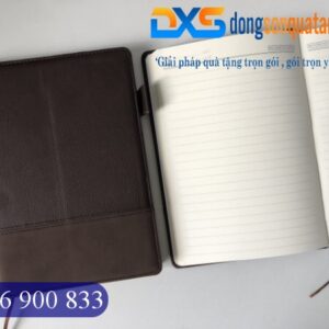 Sỉ Sổ Da Dán Gáy PU In Logo Công Ty Màu Đen Làm Quà Tặng Khách Hàng