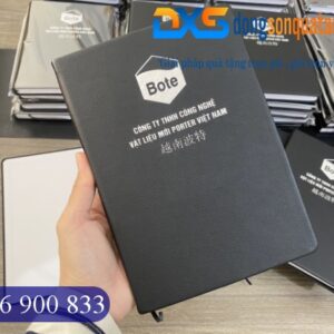 SDX 022 - Sổ Da Dán Gáy Bìa Cứng Ép Kim Bạc Logo Bote Làm Quà Tặng